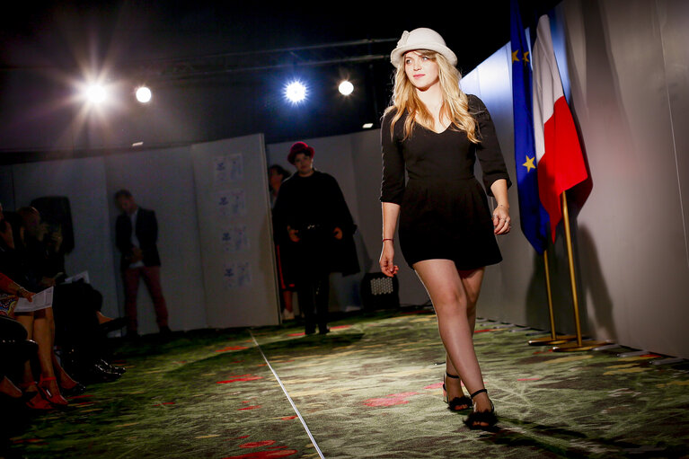 Photo 24: Fashion show at the EP in Strasbourg from different French schools: - Lycée Camille Claudel, Ecole Ambassadrice de Lyon- Lycée Claude Bernard de Villefranche- Lycée de la Coiffure de Lyon- Fondation la Mâche de Lyon- Lycée Paul Lapie de Lunéville- Lycée Sainte Marie de Saint-Etienne