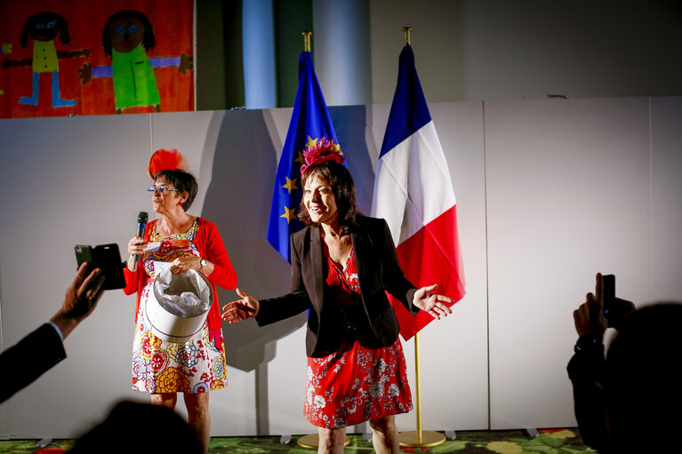 Photo 13: Fashion show at the EP in Strasbourg from different French schools: - Lycée Camille Claudel, Ecole Ambassadrice de Lyon- Lycée Claude Bernard de Villefranche- Lycée de la Coiffure de Lyon- Fondation la Mâche de Lyon- Lycée Paul Lapie de Lunéville- Lycée Sainte Marie de Saint-Etienne