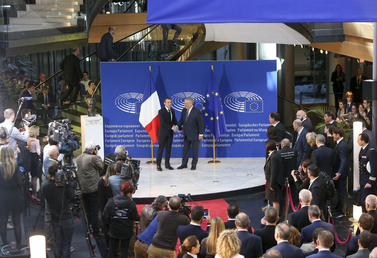 Suriet 25: Visit of the President of the French Republic to the European Parliament in Strasbourg- Antonio TAJANI, EP President welcomes Emmanuel MACRON, President of the French Republic