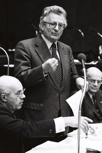 Valokuva 2: Karl FUCHS during a session in Luxembourg in October 1978.