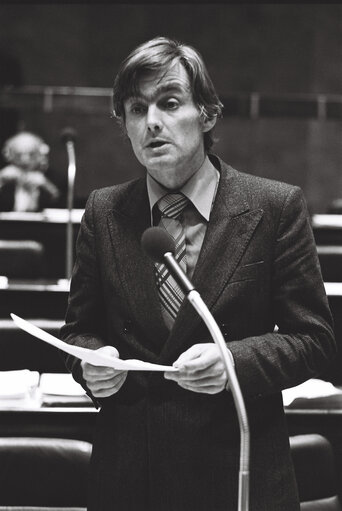 Zdjęcie 4: Pieter DANKERT MEP during a session in October 1978.