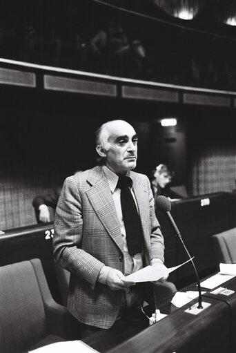 Photo 6 : The delegue Antoine PORCU during a session in Strasbourg in October 1978.