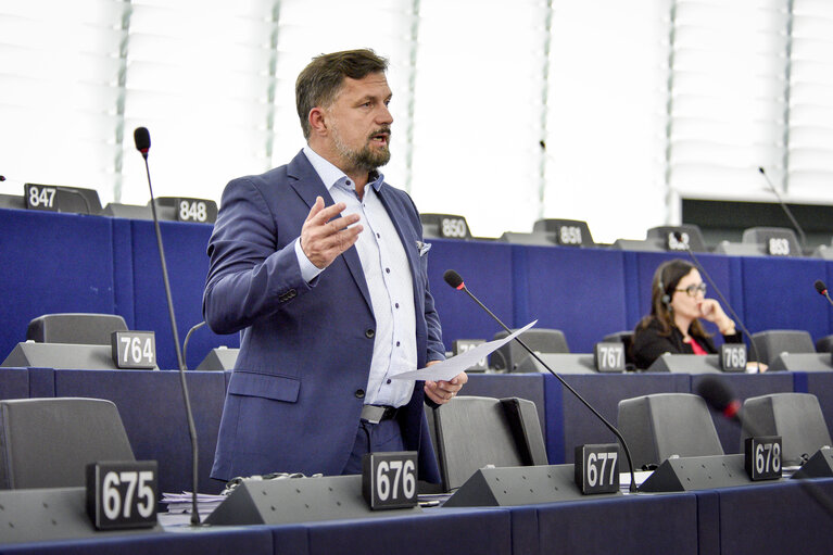 Photo 2 : Jozsef NAGY in the EP in Strasbourg