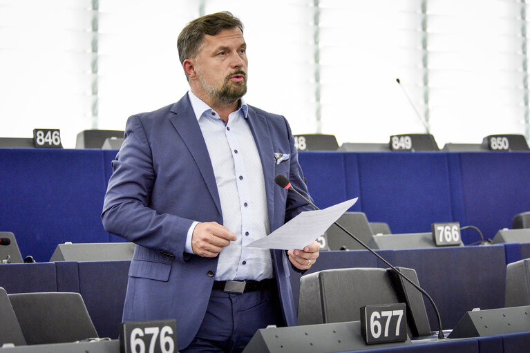 Fotografie 1: Jozsef NAGY in the EP in Strasbourg