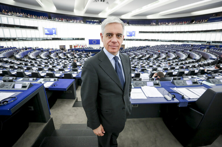 Photo 17: Stefano MAULLU in the European Parliament in Strasbourg