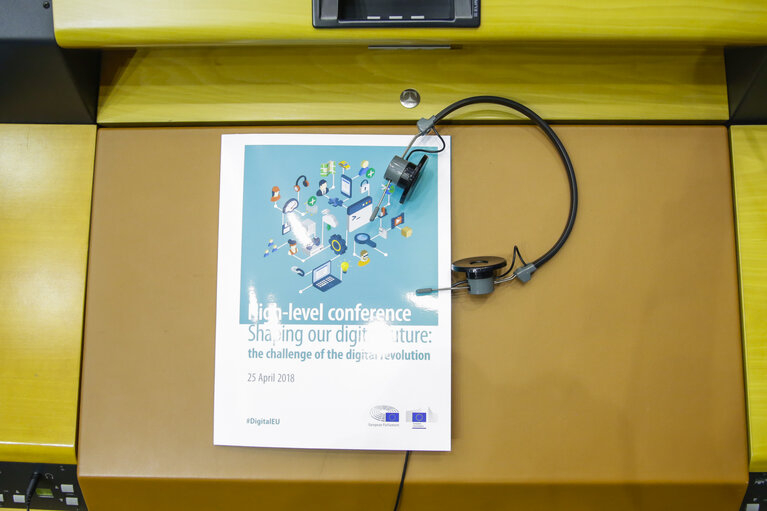 Photo 5 : High Level Conference. Shaping our digital future: the challenge of the digital revolution.