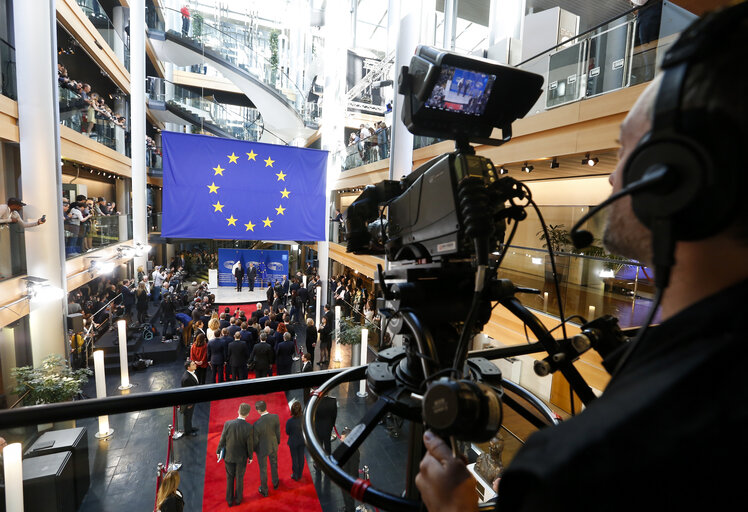 Suriet 21: Visit of the President of the French Republic to the European Parliament in Strasbourg - Antonio TAJANI, EP President welcomes Emmanuel MACRON, President of the French Republic