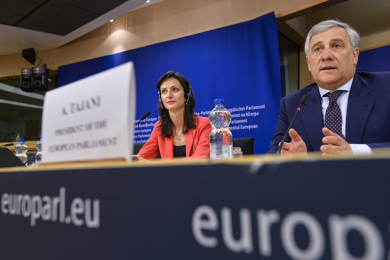 Fotografia 8: High Level Conference '  Shaping our digital future: the challenge of the digital revolution. '- Press conference