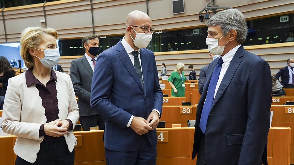 Ní féidir leis an bParlaimint glacadh le beart buiséid fadtéarmach an Aontais mar atá sé