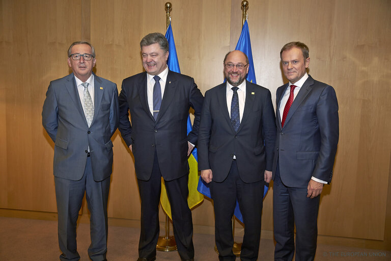 Photo 4: European Council President, EP President and EC President meet with the President of Ukraine