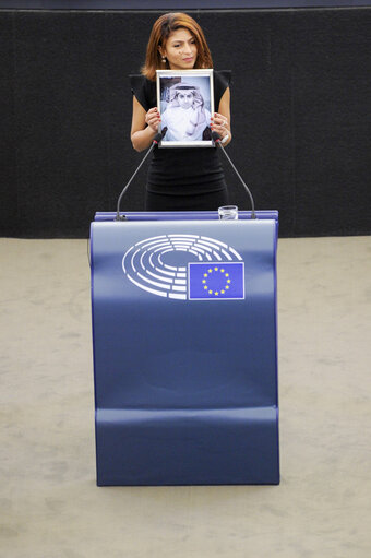 Photo 34: Sakharov Prize 2015 for Freedom of Thought - Award ceremony  Ensaf HAIDAR - wife of Raif BADAWI