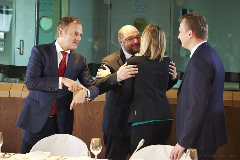 Photo 6: European Council President, EP President and EC President meet with the President of Ukraine