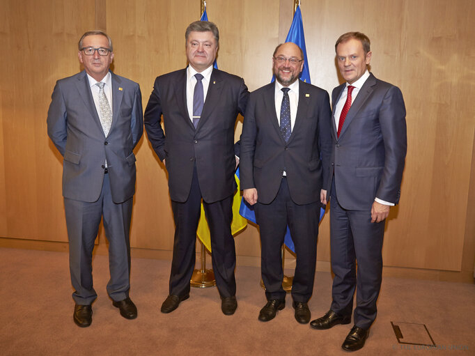 Photo 8: European Council President, EP President and EC President meet with the President of Ukraine