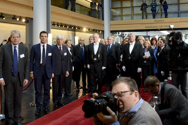 Fotografija 12: Official visit of the Italian President to the European Parliament in Strasbourg.     The President of the Italian Republic is welcomed by the President of the European Parliament