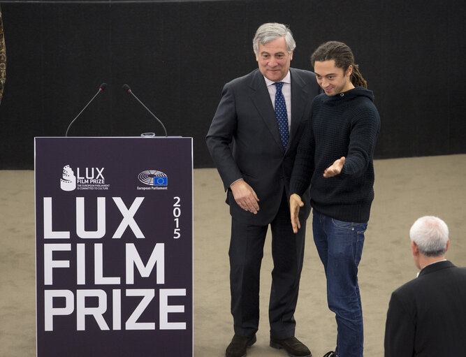 Billede 22: LUX Prize 2015 award ceremony.  Announcement of winning film and presentation of Prize to the winning director by EP President during plenary session week 48 2015 in Strasbourg