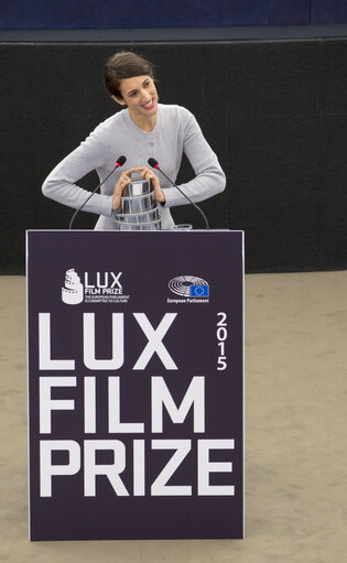 Billede 25: LUX Prize 2015 award ceremony.  Announcement of winning film and presentation of Prize to the winning director by EP President during plenary session week 48 2015 in Strasbourg