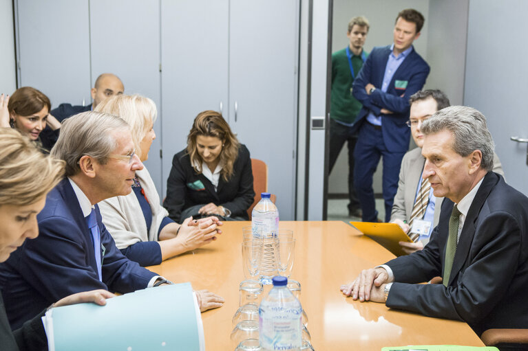 EC commissioner Gunter OETTINGER meets with a Salzburg delegation