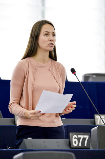 Fotografija 5: Plenary session week 51 2015 in Strasbourg    Completing Europe s Economic and Monetary Union   Oral question