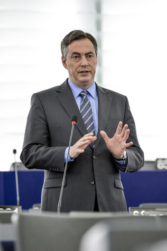 Fotografie 11: Plenary session week 51 2015 in Strasbourg - Preparation of the European Council meeting of 17 and 18 December 2015  Council and Commission statements