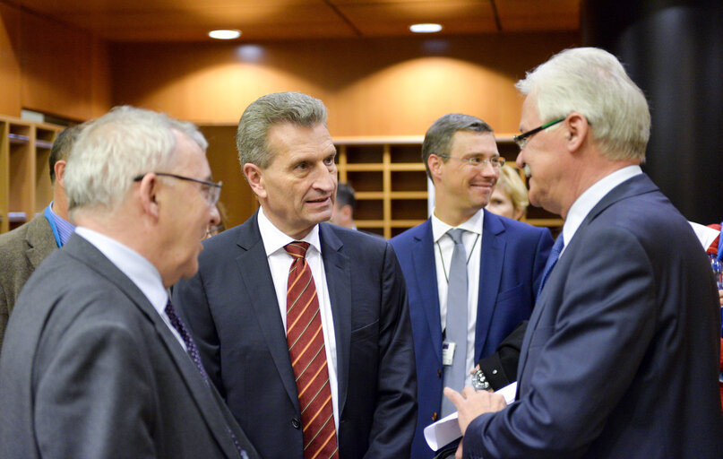 Foto 22: JURI - Presentation of the reform of the European copyright framework and the proposal for a regulation of the European Parliament and of the Council on cross-border portability of online content services