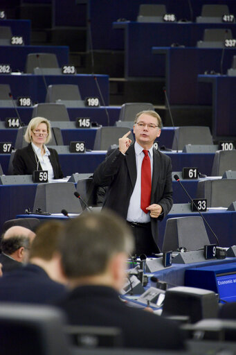 Fotografia 17: Plenary session week 51 2015 in Strasbourg  Joint debate - Economic and Monetary Union