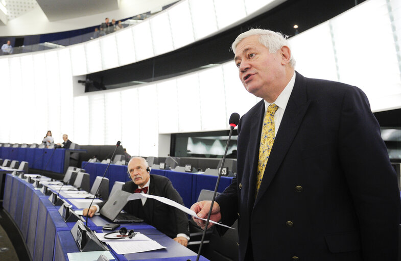 Foto 1: Plenary session week 51 2015 in Strasbourg  Preparation of the European Council meeting of 17 and 18 December 2015  Council and Commission statements