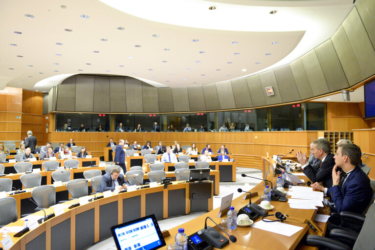 Foto 7: JURI - Presentation of the reform of the European copyright framework and the proposal for a regulation of the European Parliament and of the Council on cross-border portability of online content services