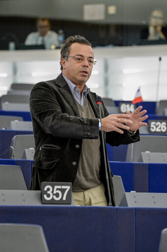 Fotografie 33: Plenary session week 51 2015 in Strasbourg - Preparation of the European Council meeting of 17 and 18 December 2015  Council and Commission statements