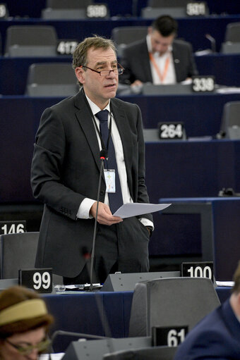 Fotografie 22: Plenary session week 51 2015 in Strasbourg - Preparation of the European Council meeting of 17 and 18 December 2015  Council and Commission statements