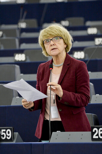 Fotografija 20: Plenary session week 51 2015 in Strasbourg    Completing Europe s Economic and Monetary Union   Oral question