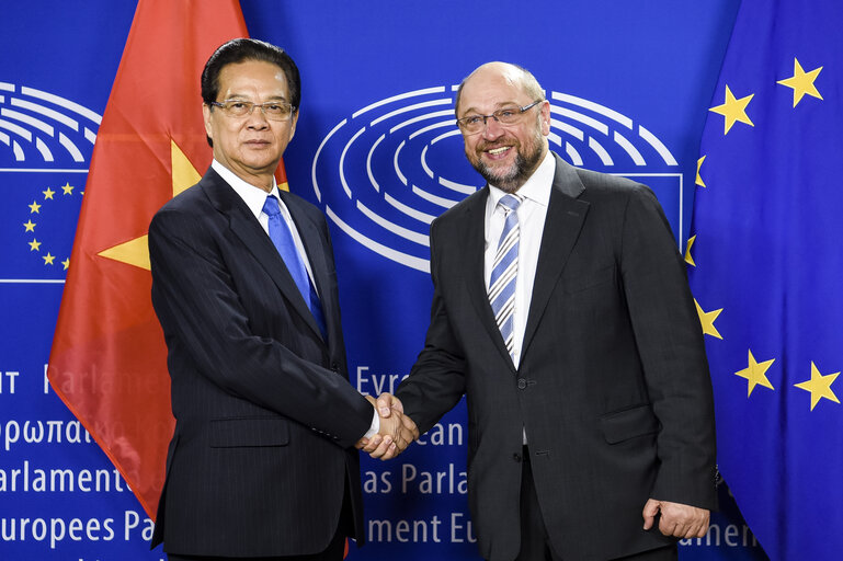 Suriet 4: Martin SCHULZ - EP President meets with Nguyen TAN DUNG - Prime Minister of Vietnam