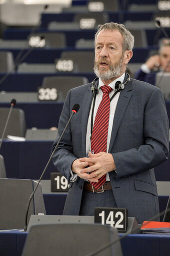 Fotografie 14: Plenary session week 51 2015 in Strasbourg - Preparation of the European Council meeting of 17 and 18 December 2015  Council and Commission statements