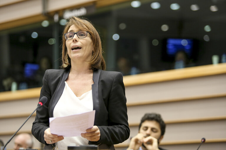 Fotografie 23: Plenary session week 13 in Brussels - European Council and Commission statements - Conclusions of the European Council meeting - 19-20 March 2015