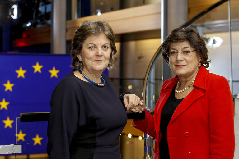 Fotografi 3: MEPs in the European Parliament in Strasbourg