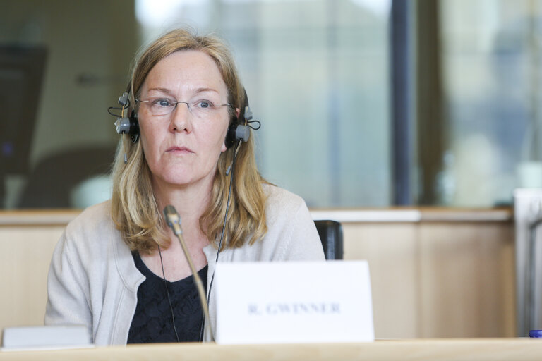 Valokuva 9: TRAN Committee hearing : 'How to keep Europe at number one ?  European tourism's challenges and responses'