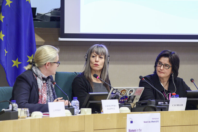 Fotografie 1: DG COMM Seminar - Round-Table discussion:  Strategy for equality between women and men in the EU: next steps