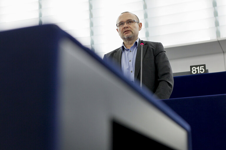 Fotografija 3: Plenary session week 11 2015 in Strasbourg - Annual report 2013 on the protection of EU's financial interests - Fight against fraud