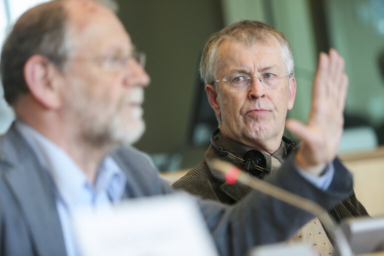 Valokuva 8: TRAN Committee hearing : 'How to keep Europe at number one ?  European tourism's challenges and responses'