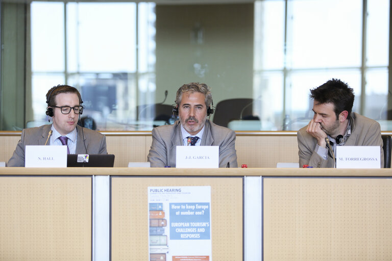 Valokuva 16: TRAN Committee hearing : 'How to keep Europe at number one ?  European tourism's challenges and responses'
