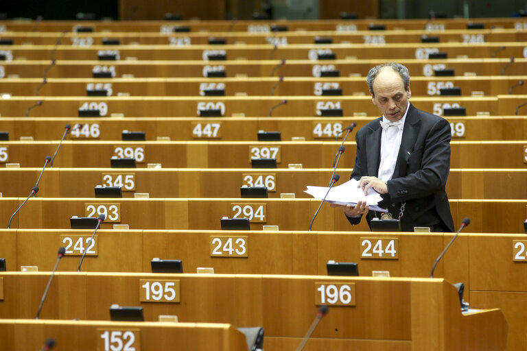 Nuotrauka 8: Plenary session week 13 in Brussels - European Council and Commission statements - Conclusions of the European Council  meeting - 19-20 March 2015