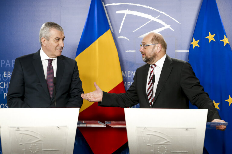 Martin SCHULZ - EP President meets with Calin POPESCU-TARICEANU - President of the Romanian Senate - Press point