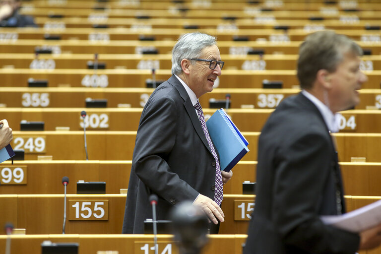 Nuotrauka 11: Plenary session week 13 in Brussels - European Council and Commission statements - Conclusions of the European Council  meeting - 19-20 March 2015