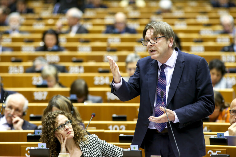 Fotografie 20: Plenary session week 13 in Brussels - European Council and Commission statements - Conclusions of the European Council  meeting - 19-20 March 2015