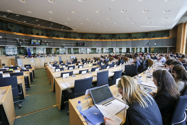 Valokuva 28: TRAN Committee hearing : 'How to keep Europe at number one ?  European tourism's challenges and responses'