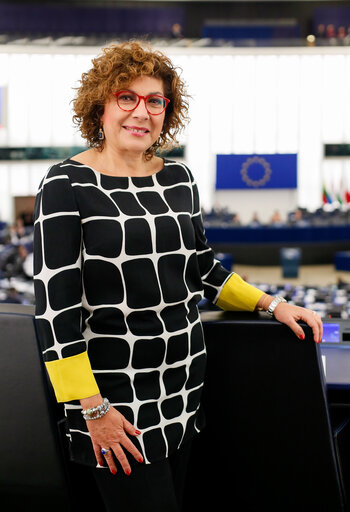 Michela GIUFFRIDA in plenary session week 47 2016 in Strasbourg