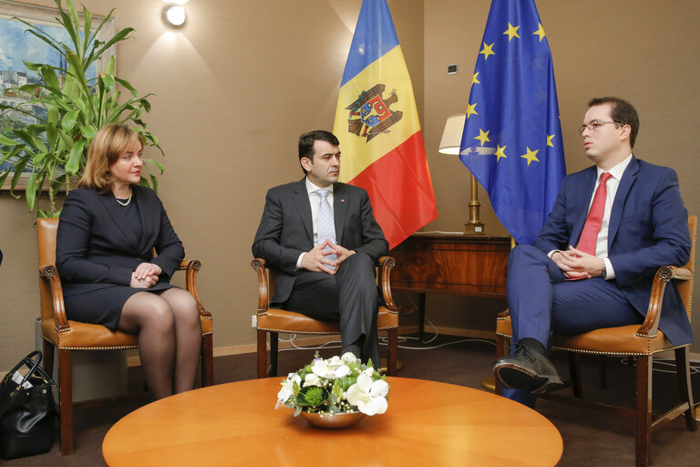 Photo 3 : EU - Moldova Parliamentary Committee Meeting with Prime ministrer of Moldova