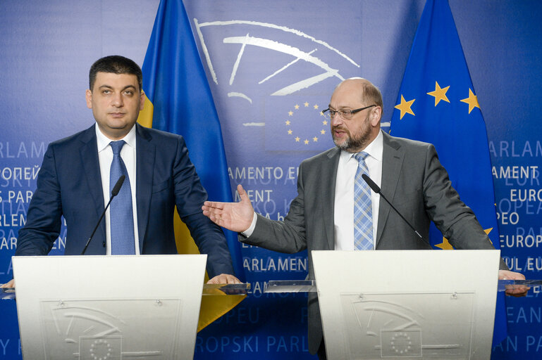 Fotagrafa 6: Martin SCHULZ - EP President meets with Volodymyr GROYSMAN, Chairperson of the Verkhovna Rada of Ukraine. Press Point