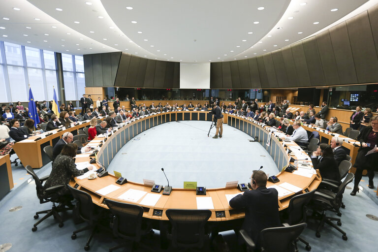 Fotogrāfija 1: Opening of the first meeting of the EU-Ukraine Parliamentary Association Committee (PAC) with the Chairperson of the Verkhovna RADA of Ukraine