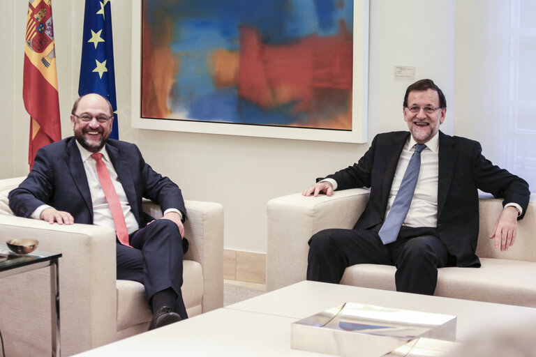 Fotogrāfija 3: From right to  left  Martin SCHULZ - Ep President meets with  Mariano RAJOY BREY - President of the Government of Spain  at the Moncloa Palace in Madrid