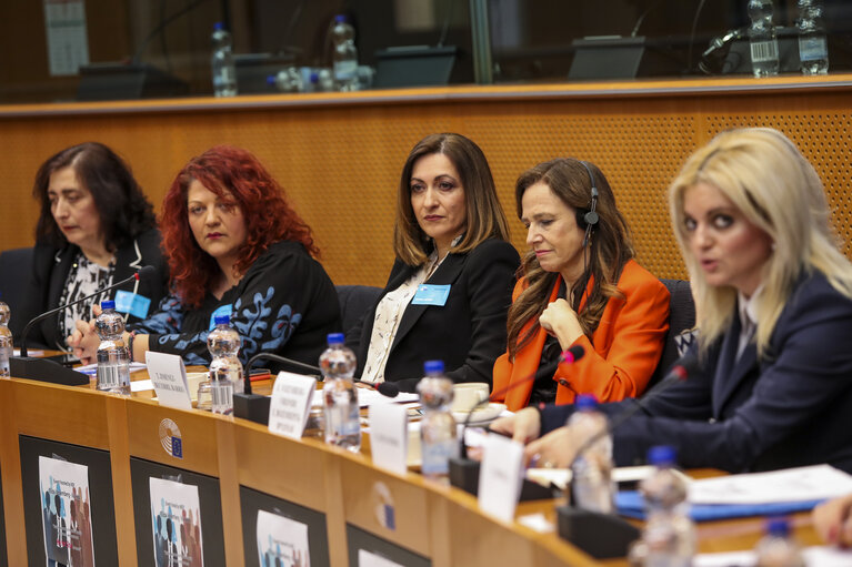 Foto 7: Event - ' Raising awareness for gender equality and women empowerment: He for She Movement '